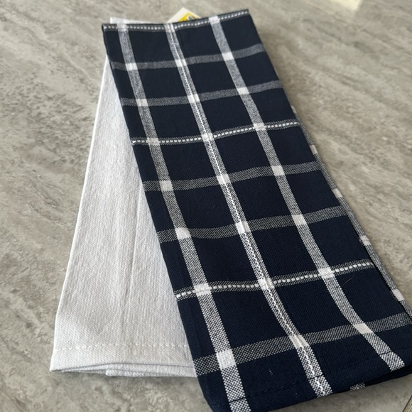 Happy Hanukkah kitchen towels - Picture 2 of 3